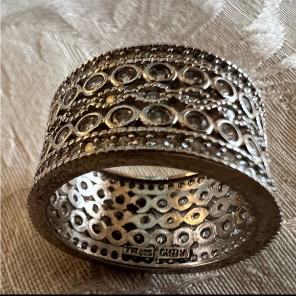 Sterling Silver Crystal Cigar Band - Picture 3 of 12